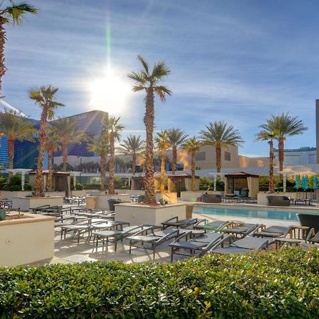 Mgm Signature-28-705 F1 Track & Strip View Balcony Las Vegas Exterior foto