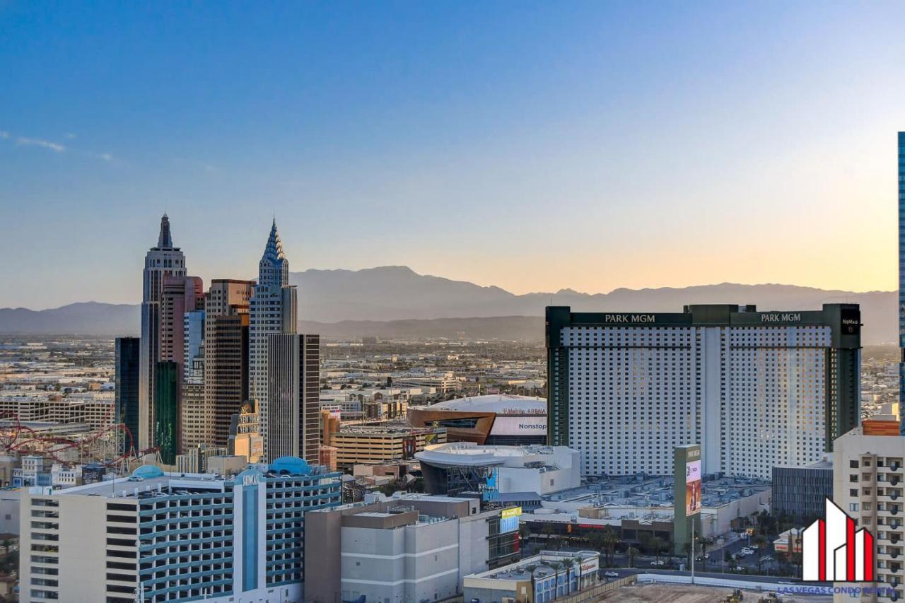 Mgm Signature-28-705 F1 Track & Strip View Balcony Las Vegas Exterior foto