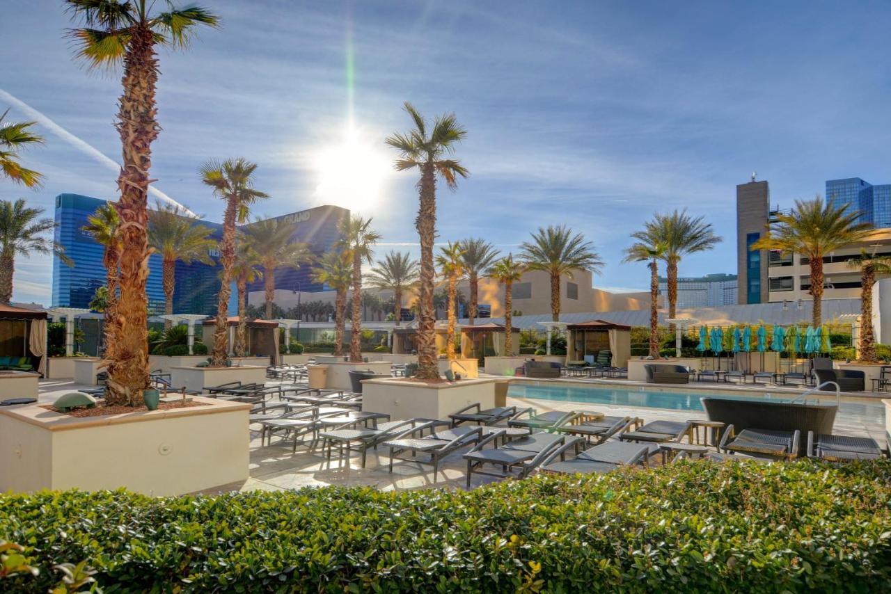 Mgm Signature-28-705 F1 Track & Strip View Balcony Las Vegas Exterior foto